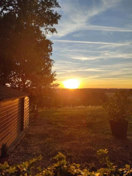 Gite L' Arbre De Vie Les Essards  Buitenkant foto